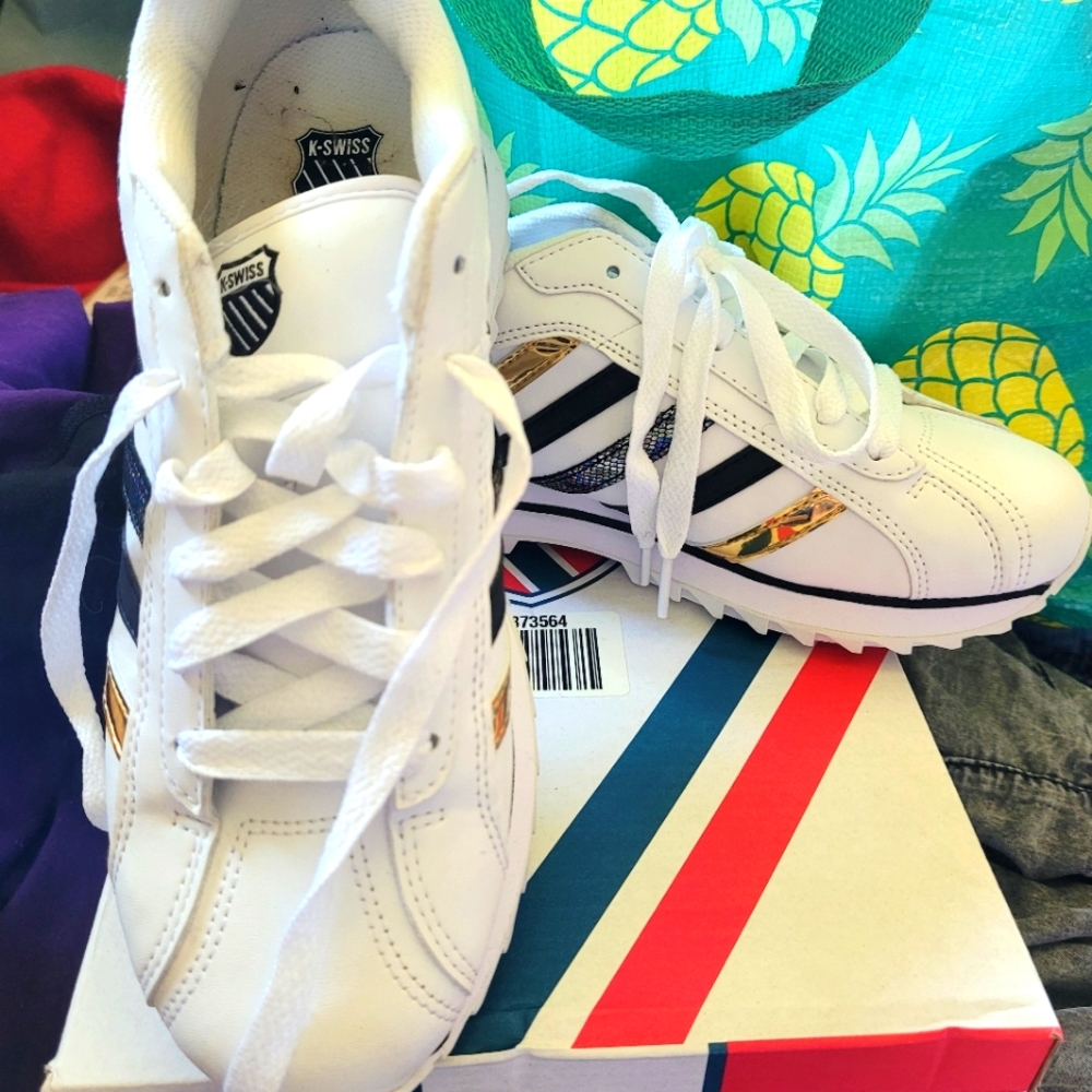 Kswiss verstad 2000s Size 8